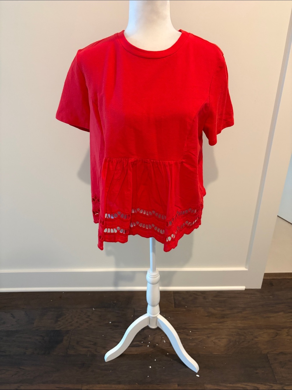 New Without Tags Tuckernuck Pomander Place Red Swing Fit Top Sz M